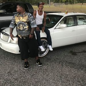 Meet your Posher, Dennis